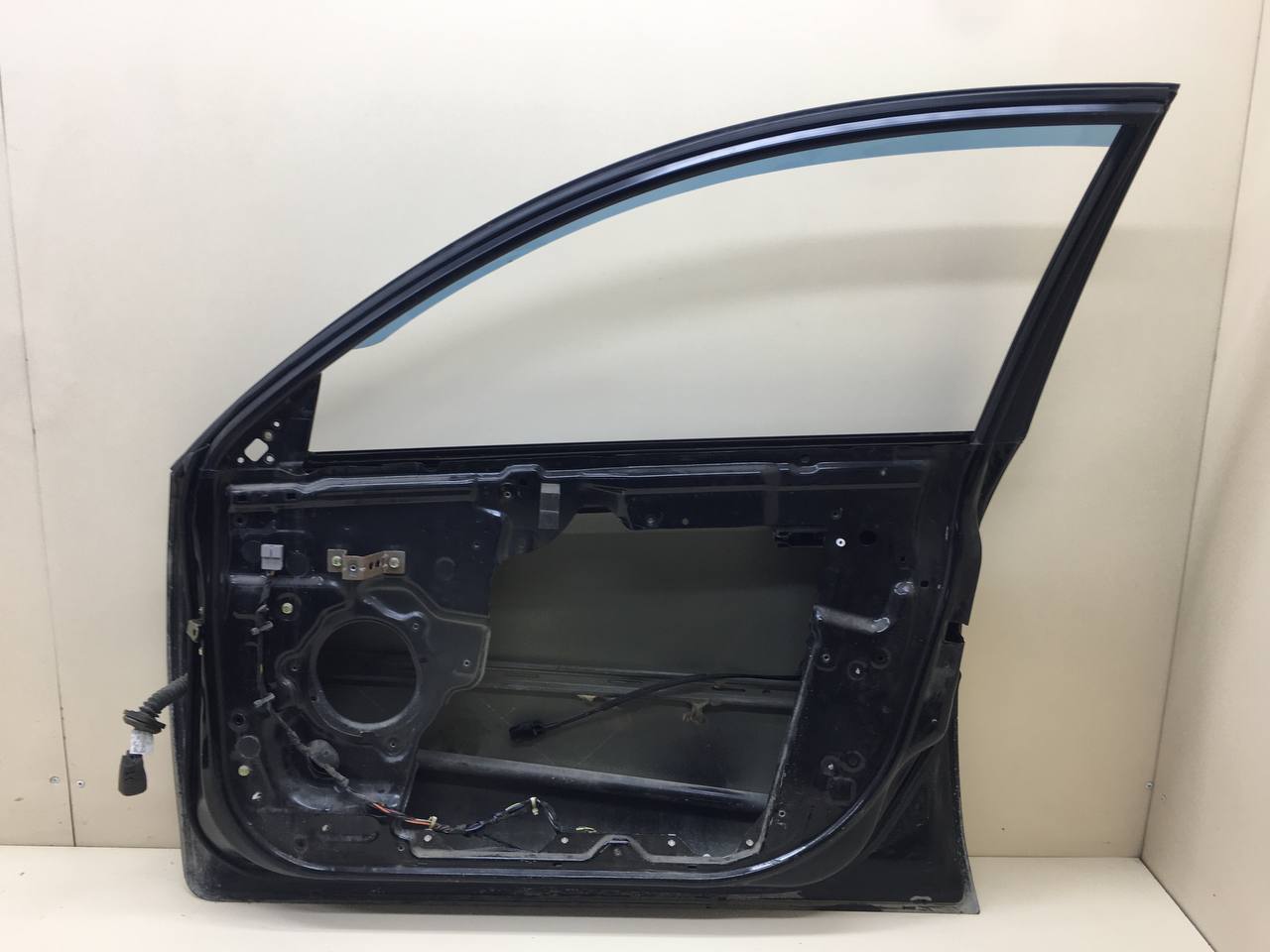 Дверь передняя правая Nissan Primera (P12) 2002-2007 Дверь передняя правая Nissan Primera (P12) 2002-2007