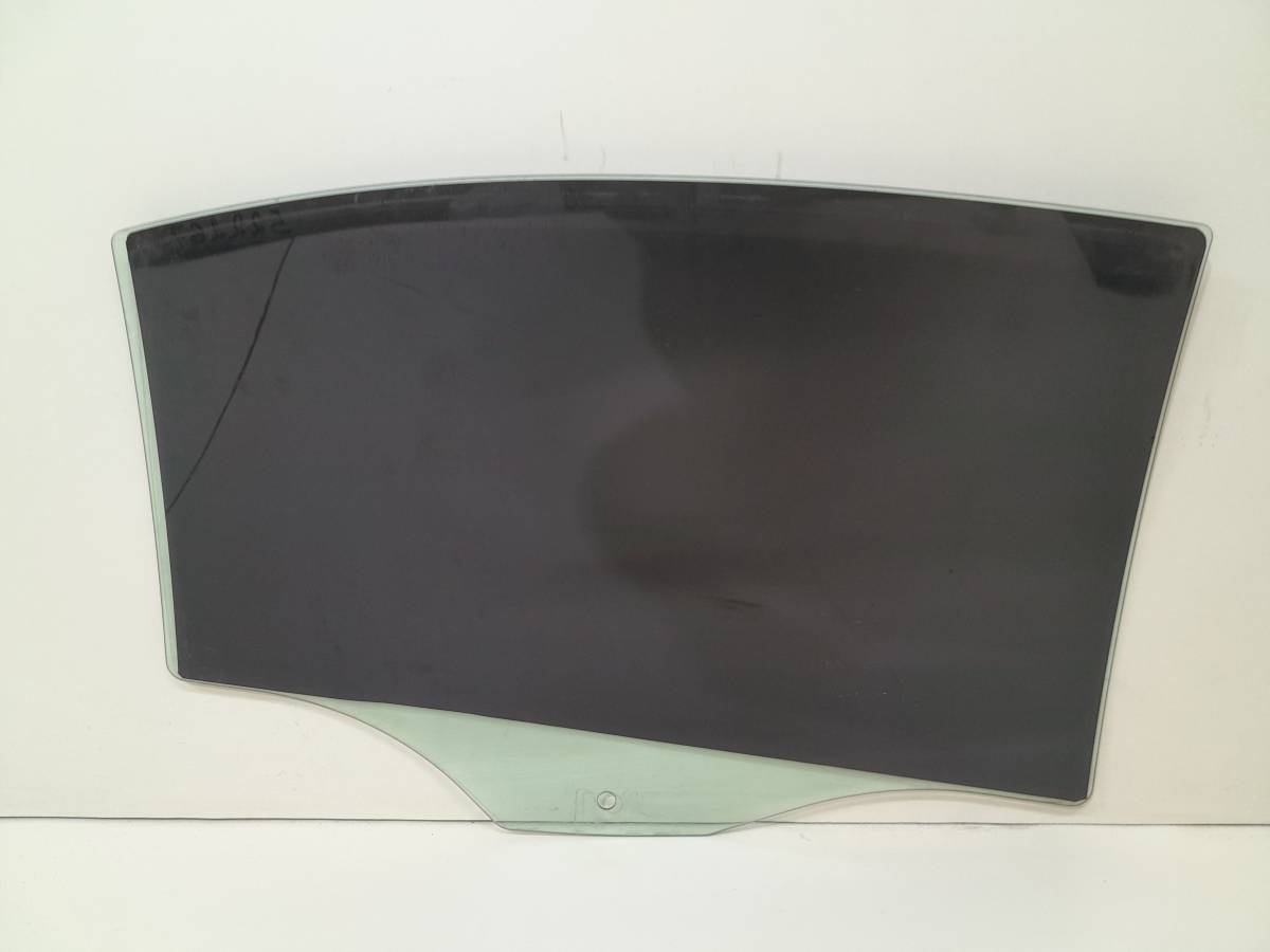 Стекло двери задней левой Geely Emgrand EC7 2008>