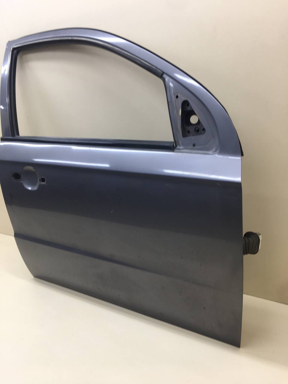 Дверь передняя правая Chevrolet Aveo T250 2005-2011 Дверь передняя правая Chevrolet Aveo T250 2005-2011