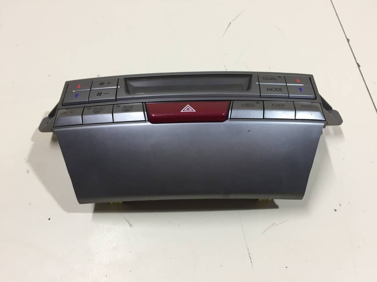 Блок управления климатической установкой Subaru Legacy Outback (B14) 2010-2014