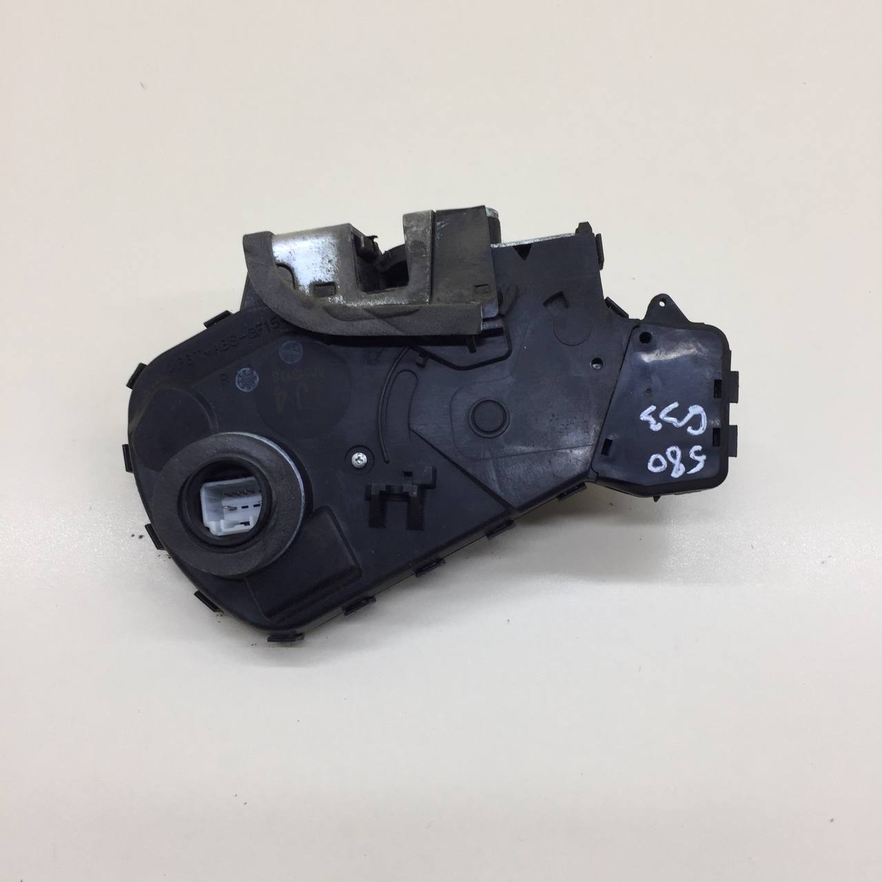 Замок багажника Toyota Rav 4 (A30) 2006-2013