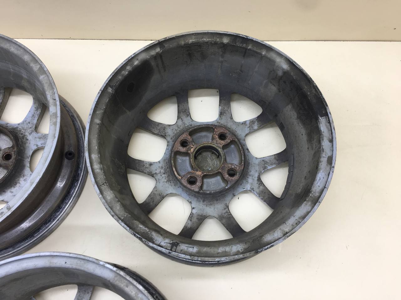 Диски R15 Литые