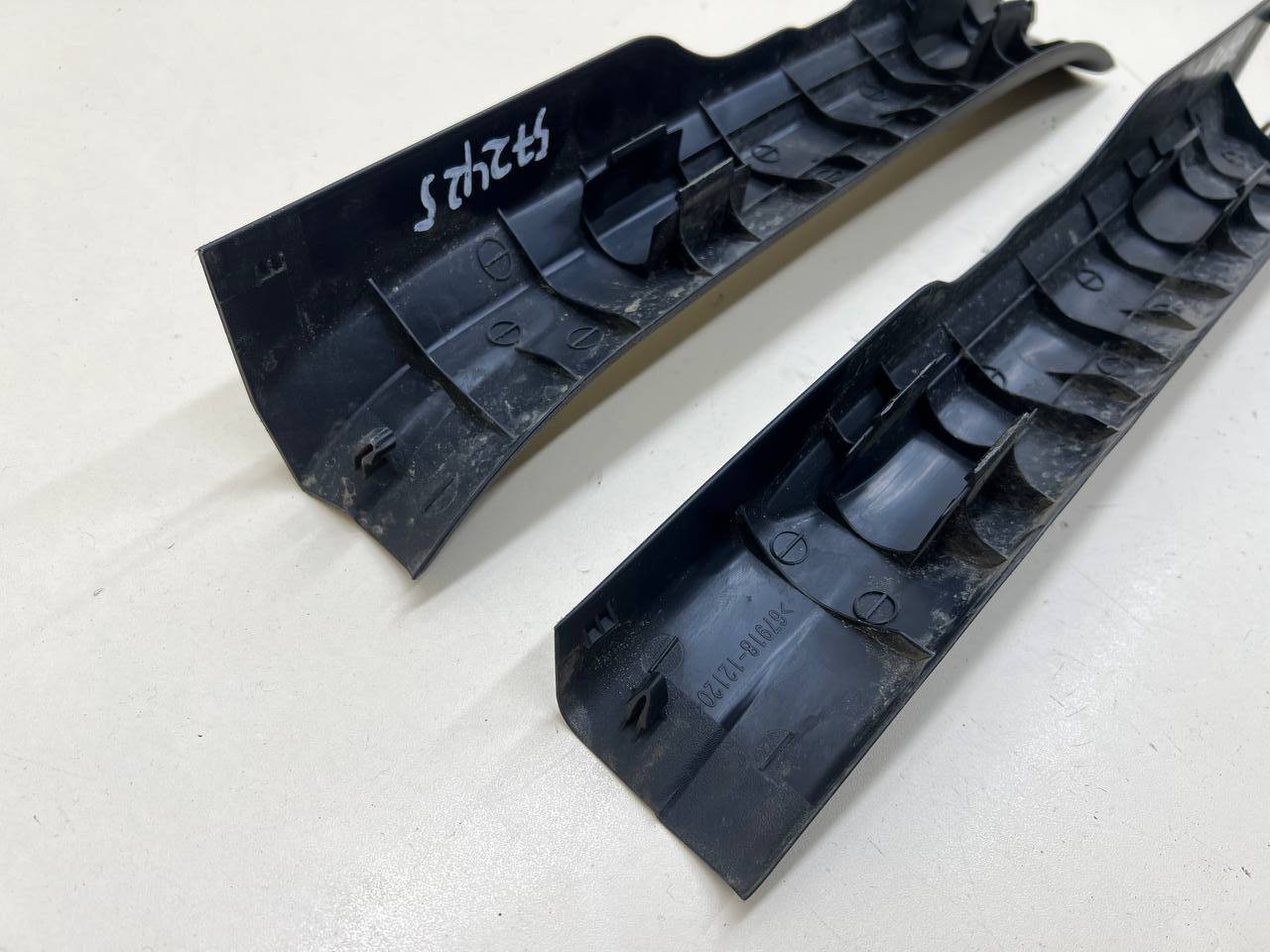 Накладка порога (внутренняя) Toyota Auris (E150) 2006-2012