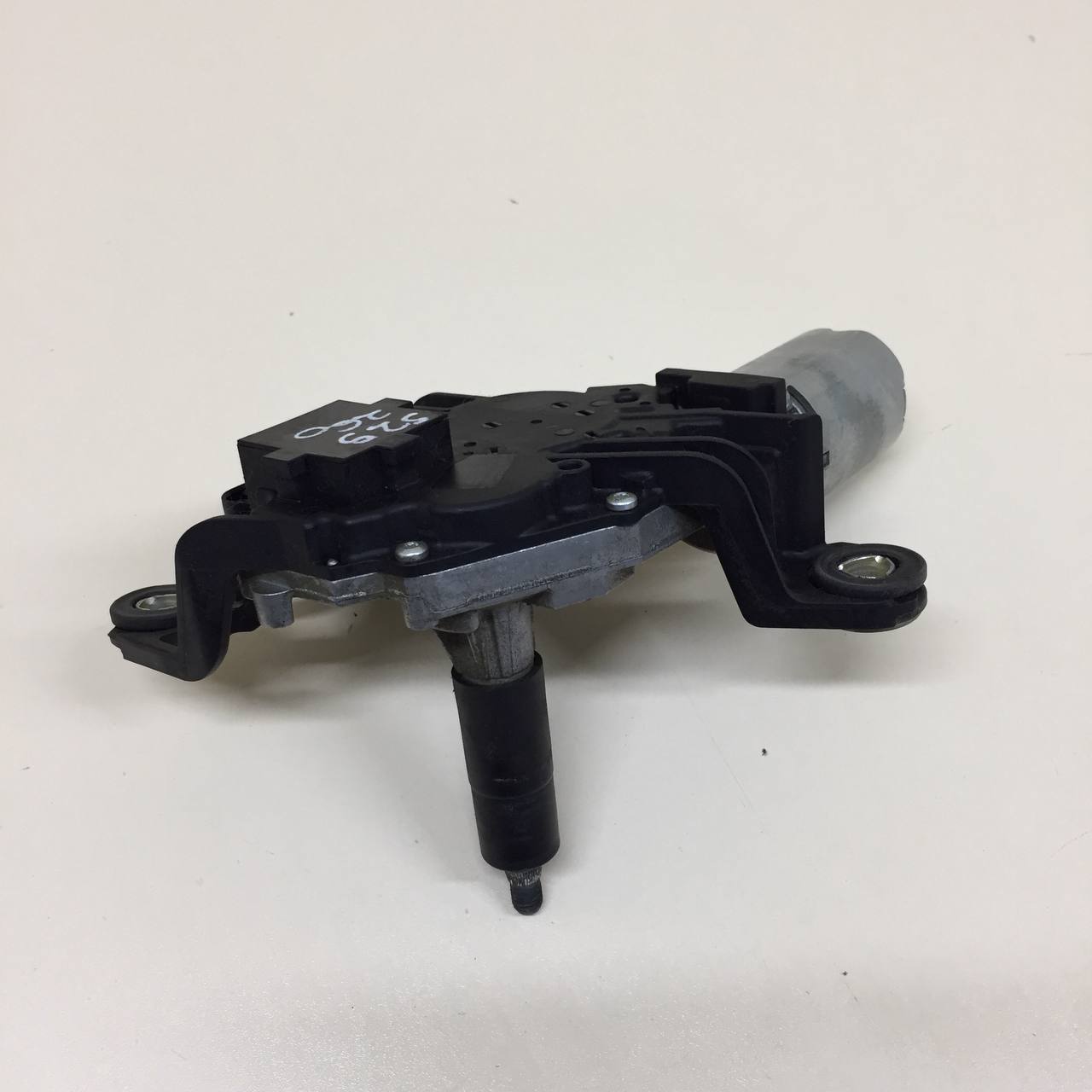 Моторчик стеклоочистителя задний Volkswagen Polo (HB) 2009>