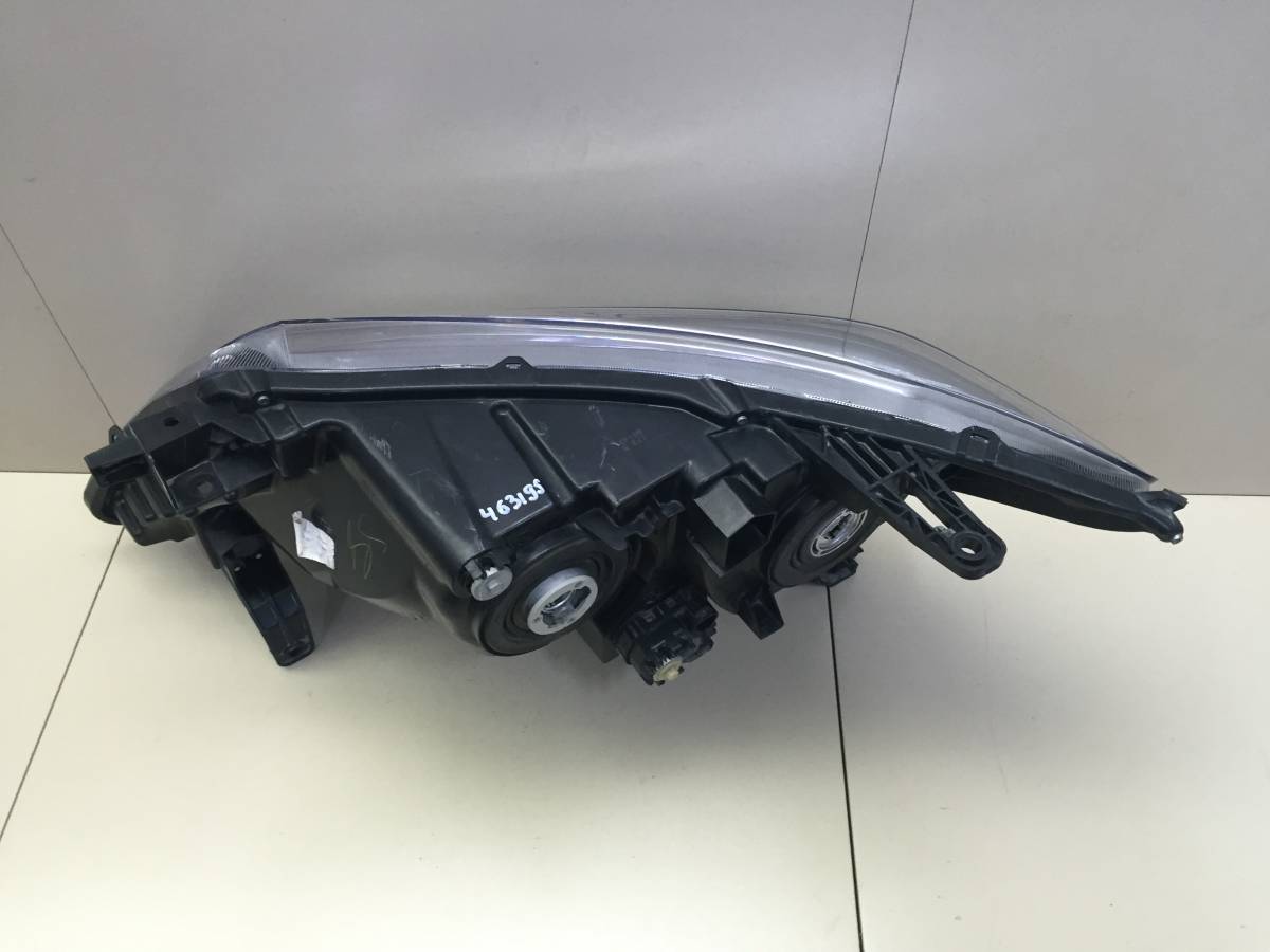 Фара правая Nissan Pathfinder (R52) 2014>