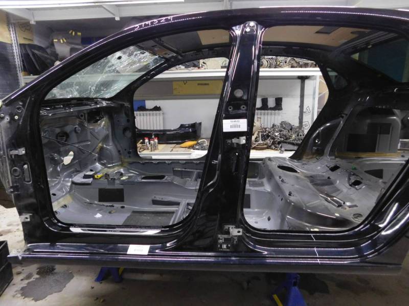 Порог со стойкой левый Volkswagen Polo (MK5) 2011-2020