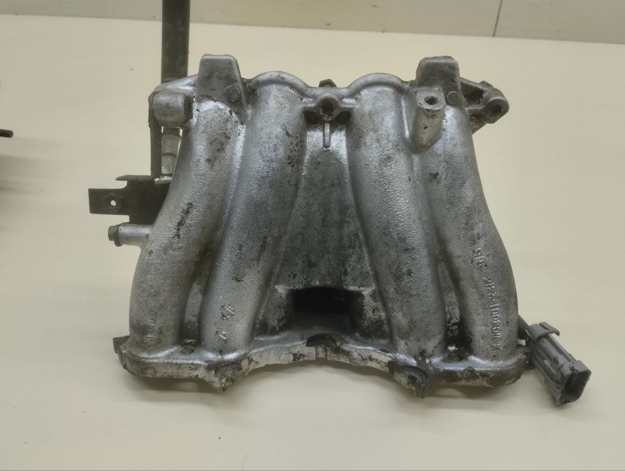 Коллектор впускной Chevrolet Niva 2009-2020