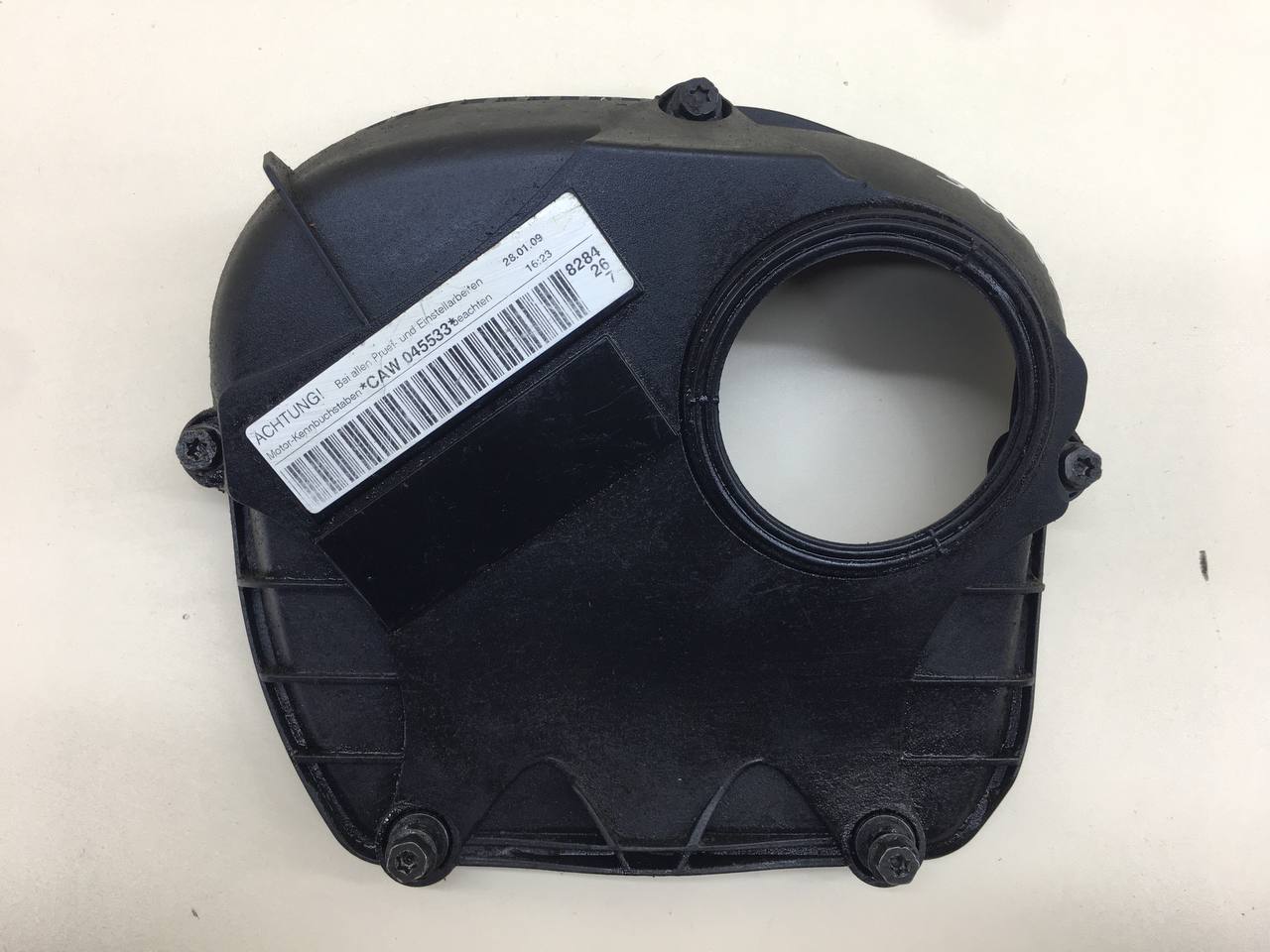 Кожух ремня ГРМ Volkswagen Passat B6 2005-2010 Кожух ремня ГРМ Volkswagen Passat B6 2005-2010