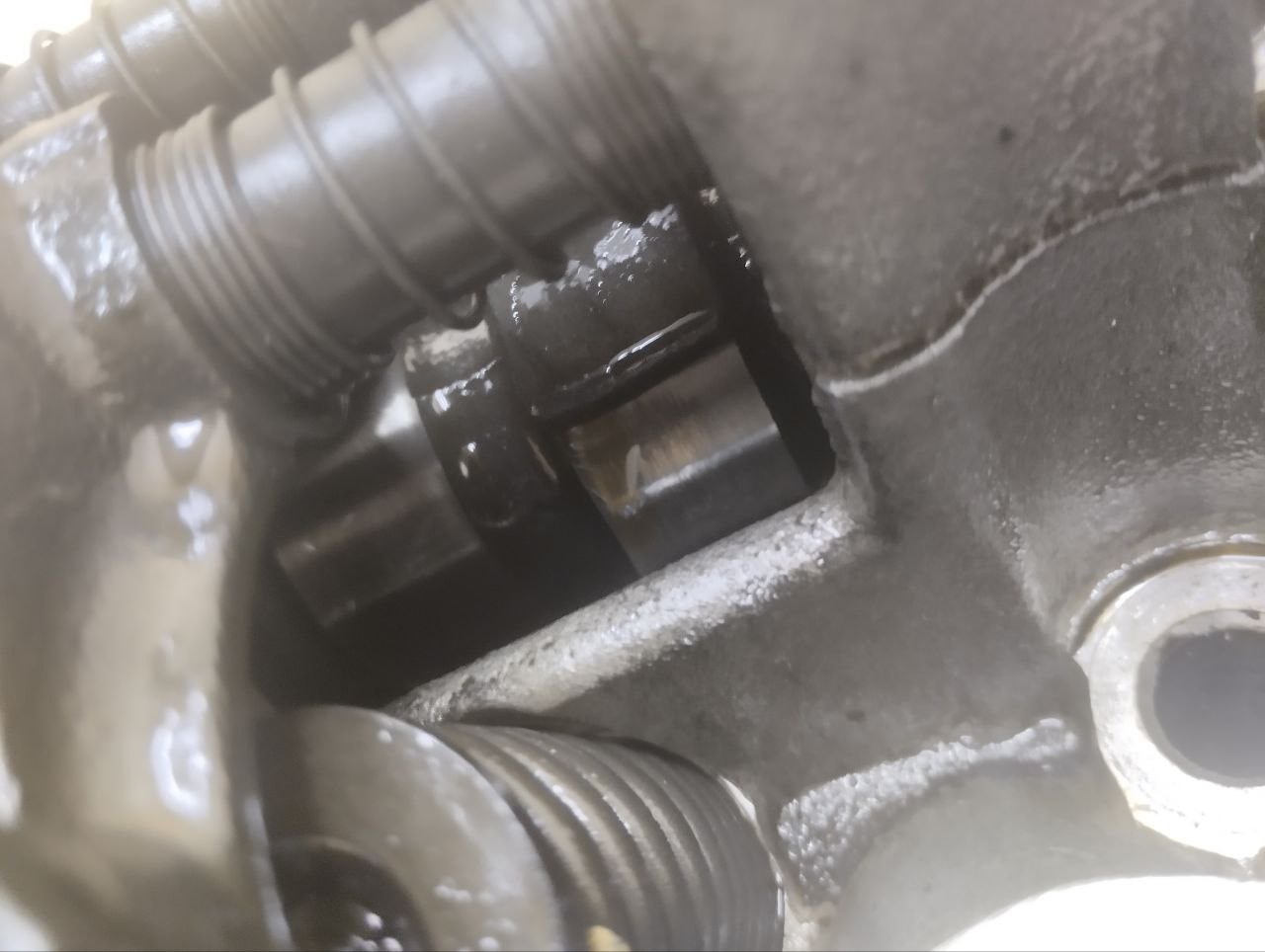 Головка блока цилиндров Chevrolet Aveo T250 2005-2011