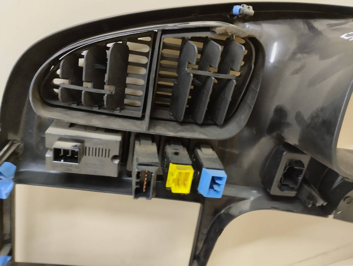 Накладка торпедо Kia Spectra (SD) 2004-2011 Накладка торпедо Kia Spectra (SD) 2004-2011