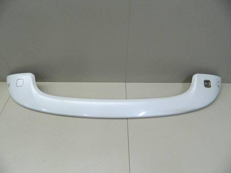 Спойлер (дефлектор) крышки багажника Toyota Ractis (NCP100) 2005-2010