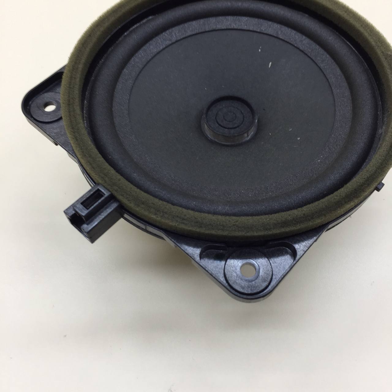 Динамик Kia Optima 3 (TF) 2010-2015