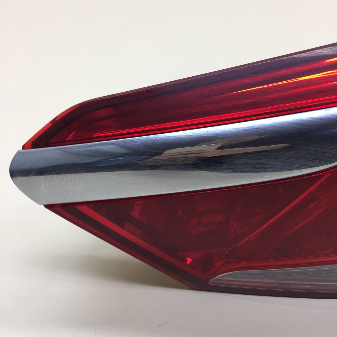 Фонарь задний внутренний правый Hyundai i40 (VF) 2011>