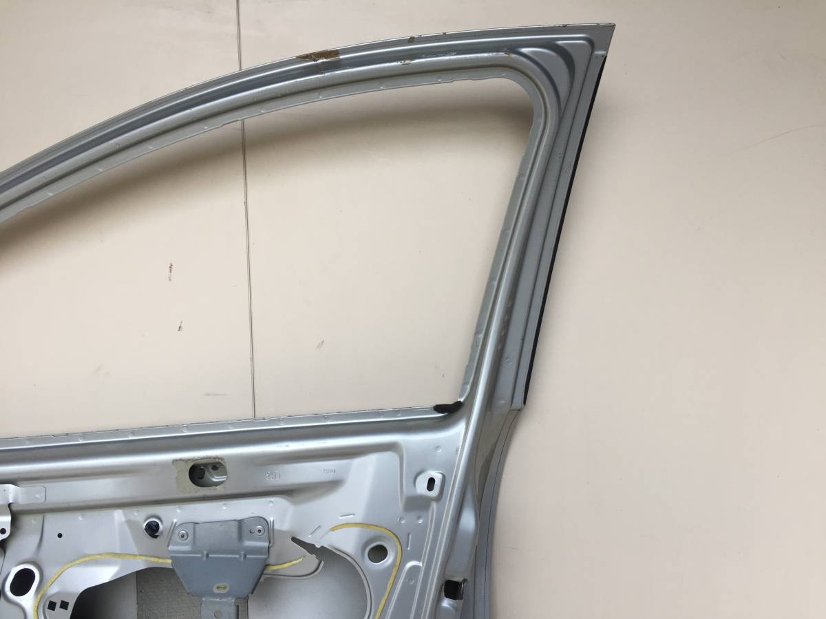 Дверь передняя правая Peugeot 207 2006-2013