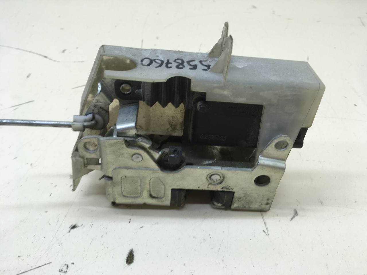 Замок двери задней левой Renault Symbol (2) 2008-2012