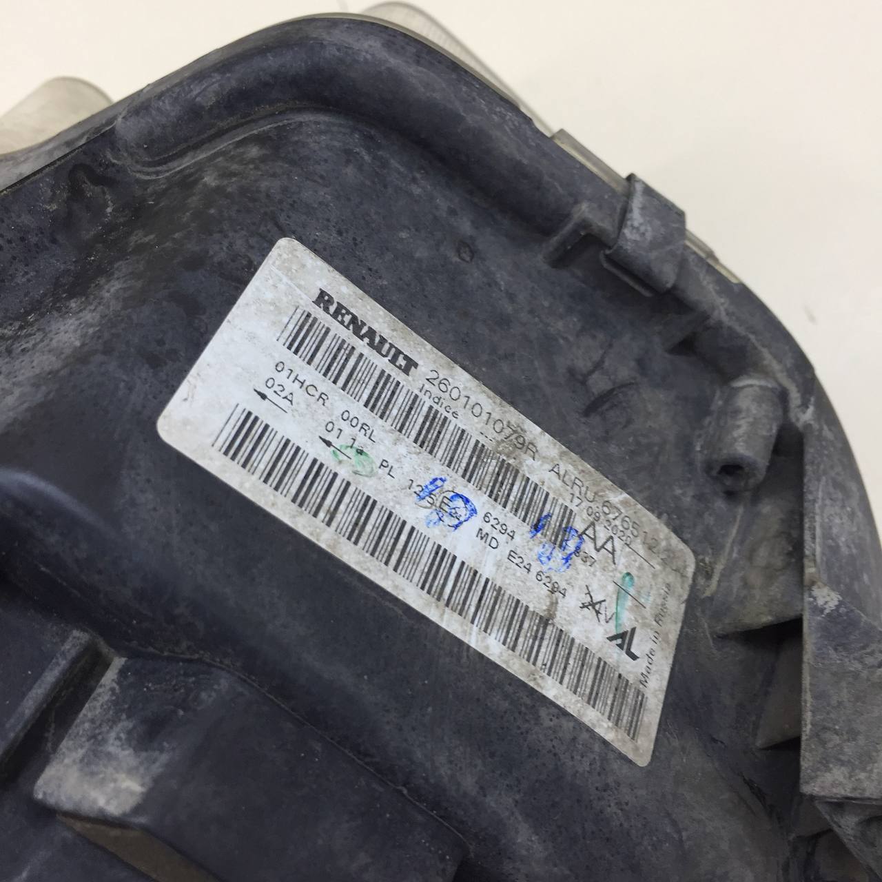 Фара правая Renault Sandero Stepway (5S) 2014-2022 Фара правая Renault Sandero Stepway (5S) 2014-2022