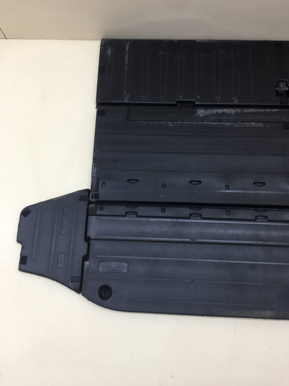 Пол багажника Toyota Rav 4 (A30) 2006-2013