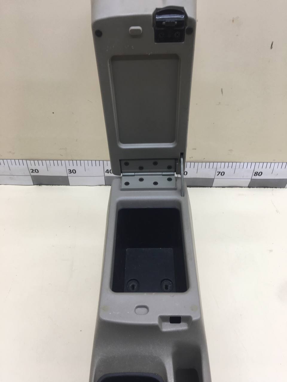 Консоль центральная Vortex Estina 2008-2012