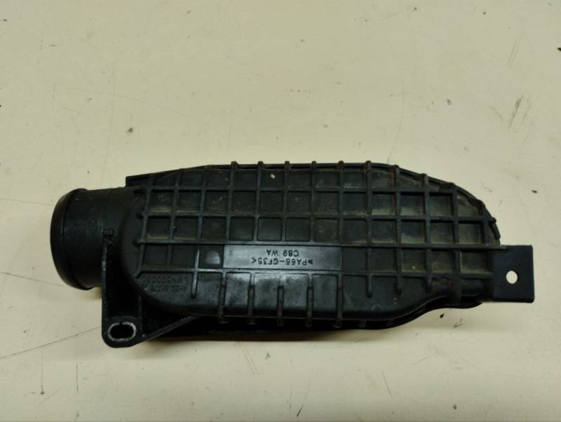 Воздуховод Land Rover Discovery 3 (L319) 2004-2009 Воздуховод Land Rover Discovery 3 (L319) 2004-2009
