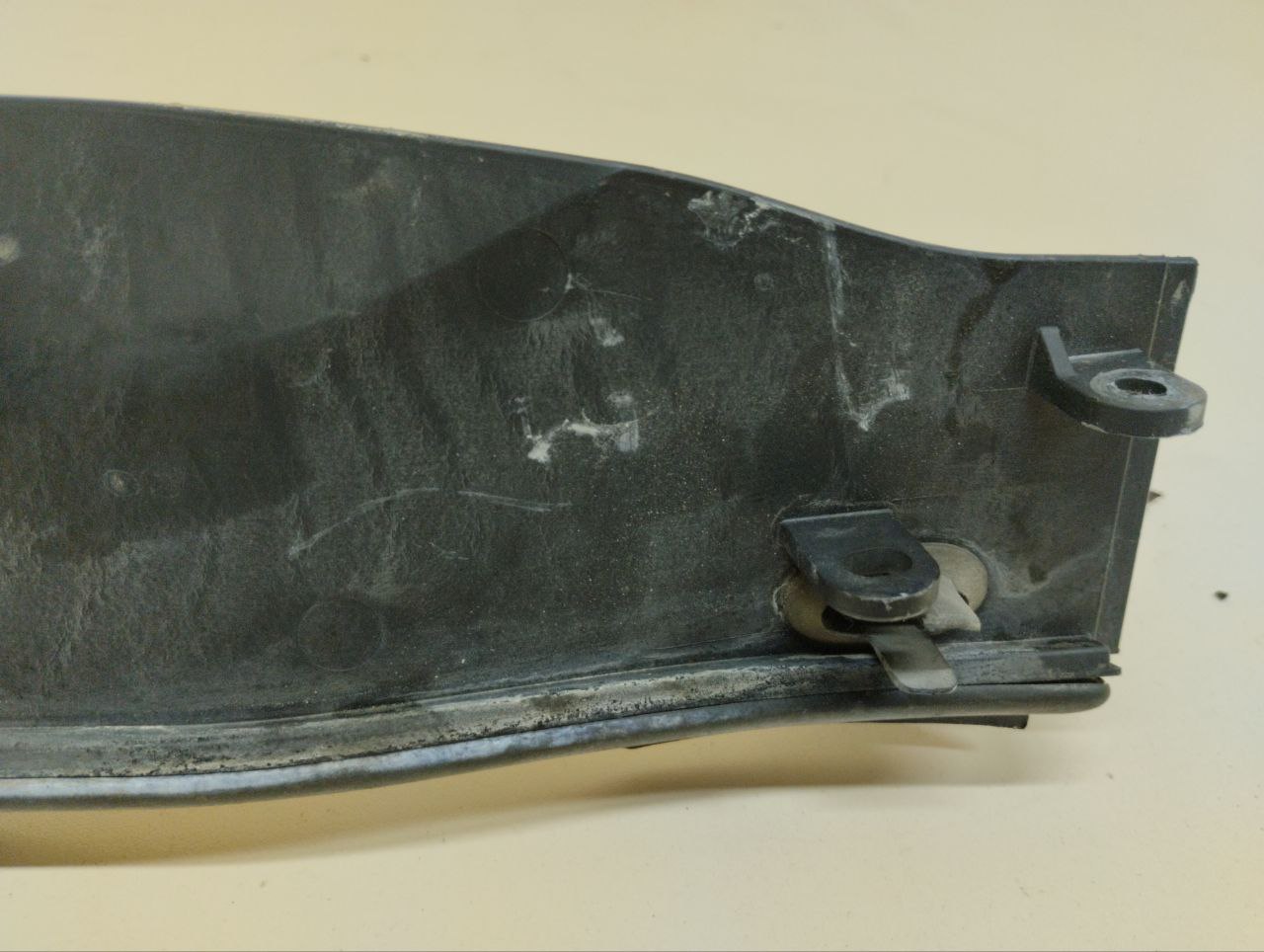 Накладка (кузов внутри) BMW 3-series E90/E91 2005-2011