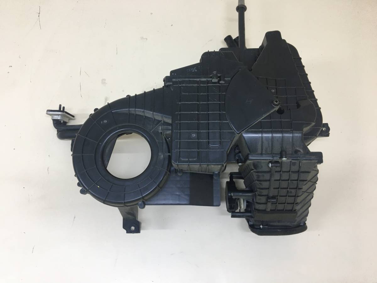 Корпус отопителя Hyundai ix55 2007-2013