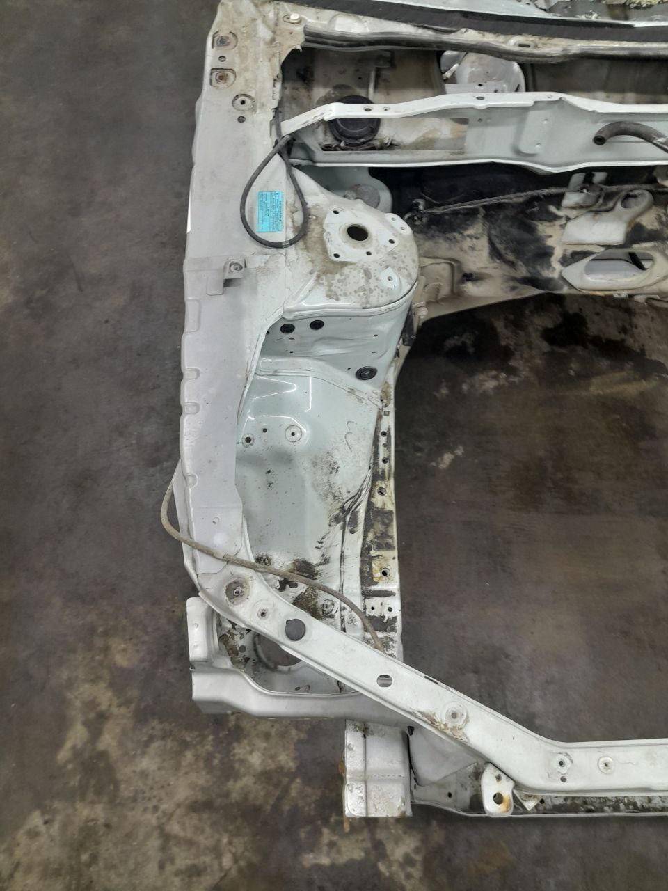 Четверть передняя правая Nissan Almera Classic (B10) 2006-2013
