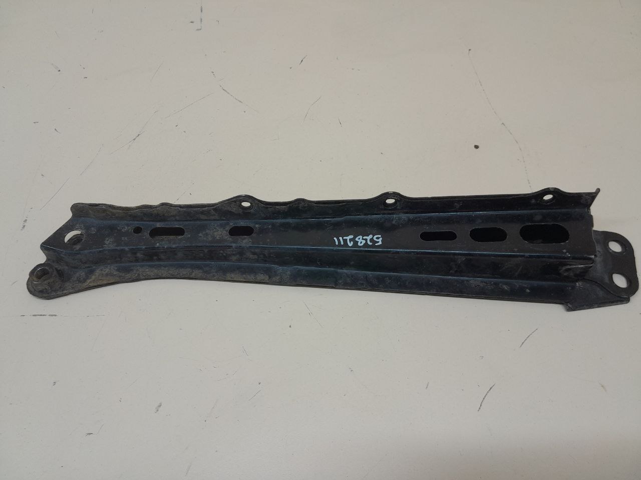 Балка передняя продольная Toyota Auris (E150) 2006-2012