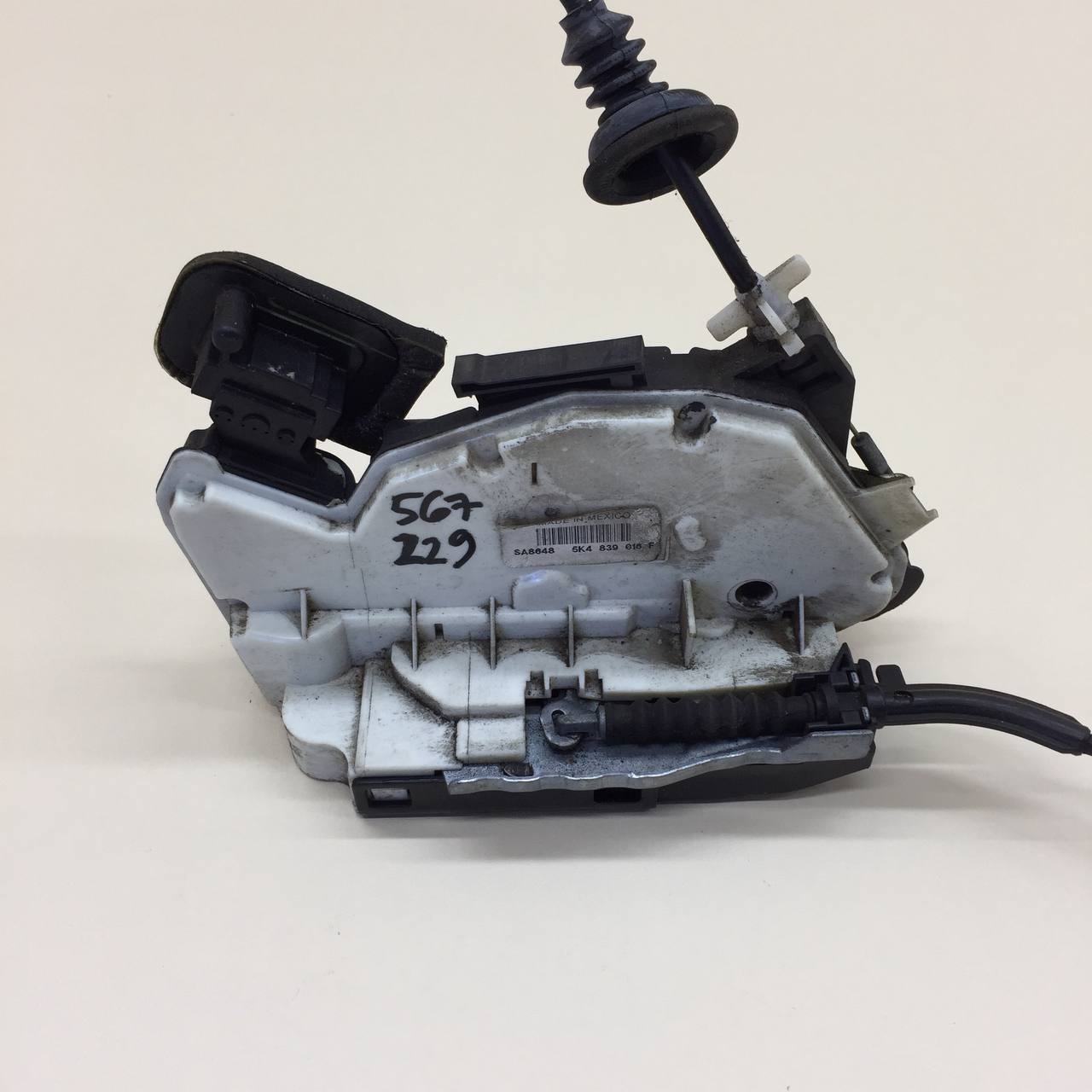 Замок двери задней правой Volkswagen Polo (MK5) 2011-2020