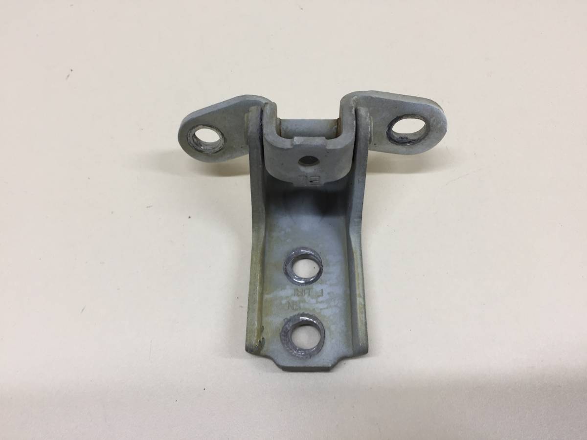 Петля двери передней правой нижняя Hyundai ix55 2007-2013