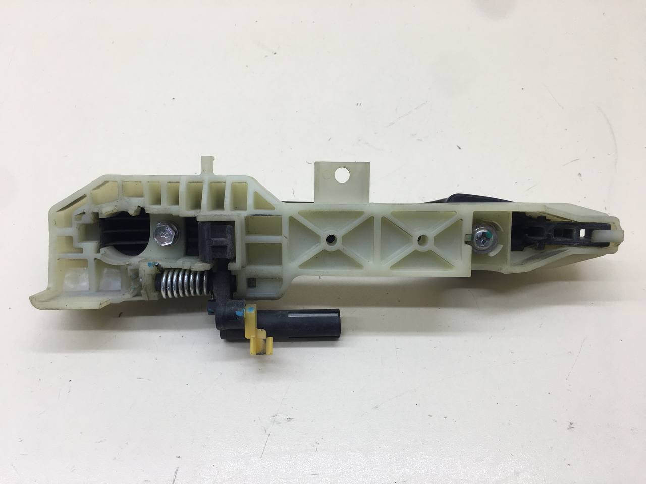 Ручка двери наружная правая Hyundai Solaris (RB) 2010-2017