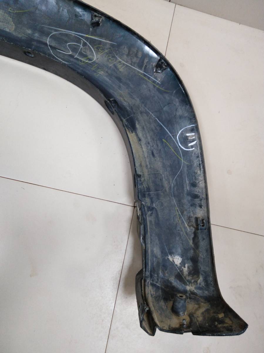 Накладка заднего крыла правого Mazda BT-50 2006-2012