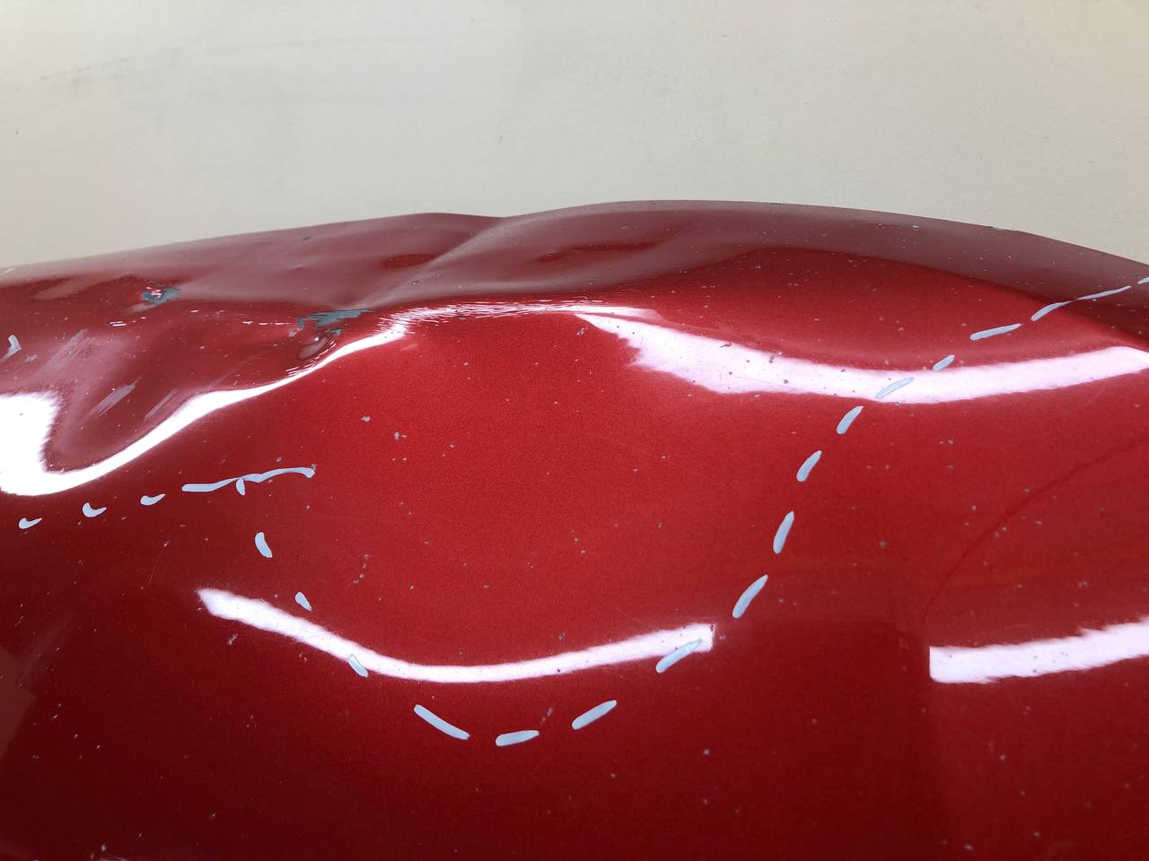 Капот Lada Vesta 2015>