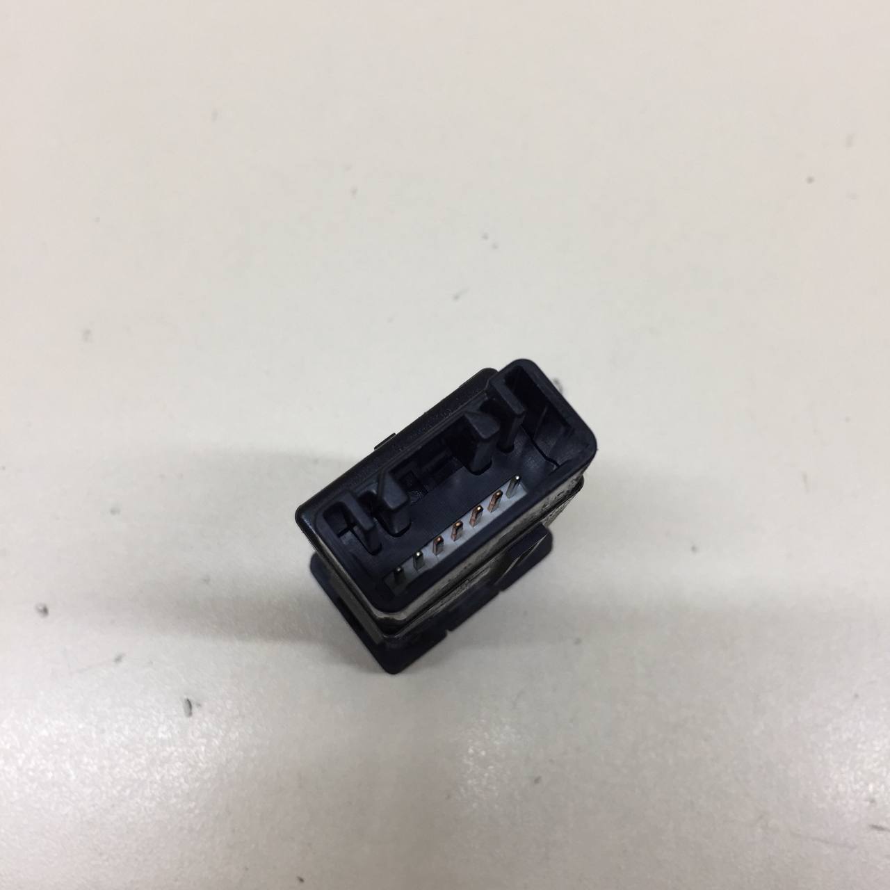 Кнопка обогрева сидений Toyota Rav 4 (A30) 2006-2013 Кнопка обогрева сидений Toyota Rav 4 (A30) 2006-2013