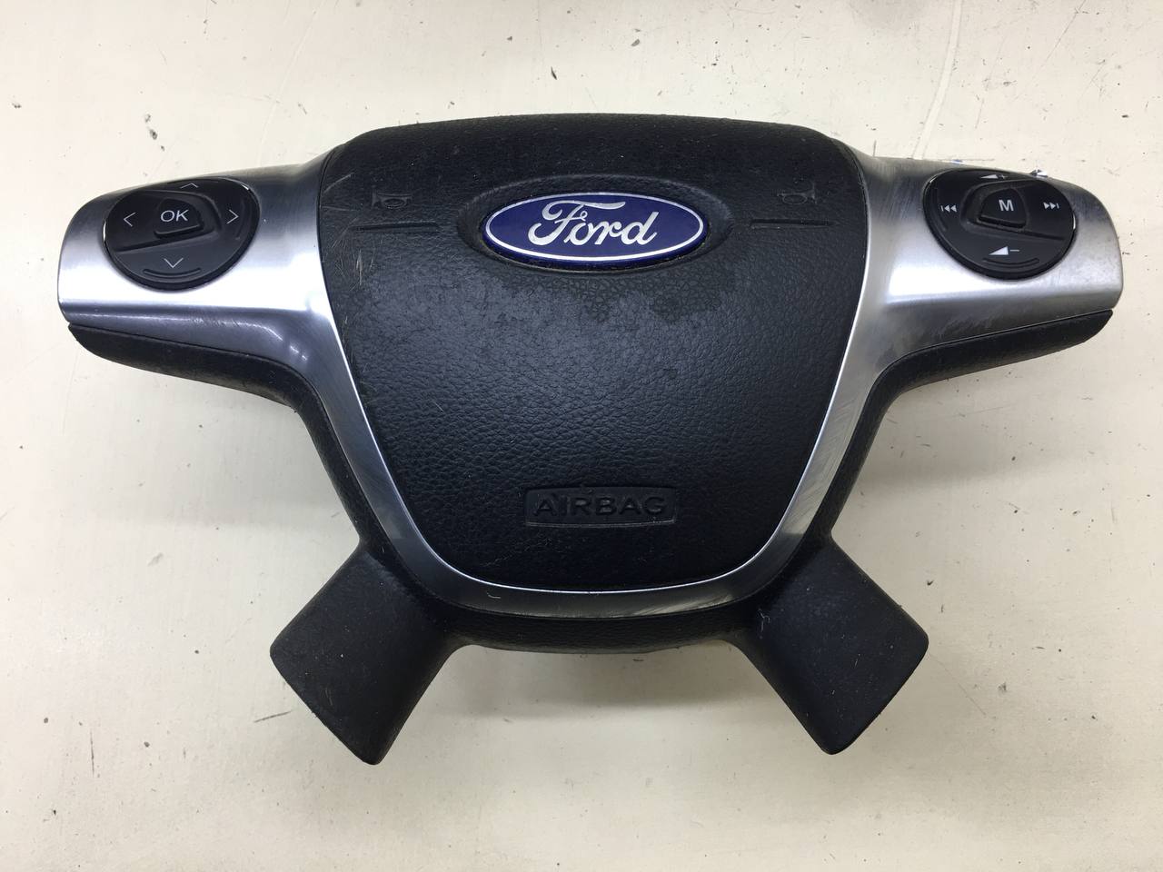 Подушка безопасности (комплект) Ford Focus 3 2011> Подушка безопасности (комплект) Ford Focus 3 2011>