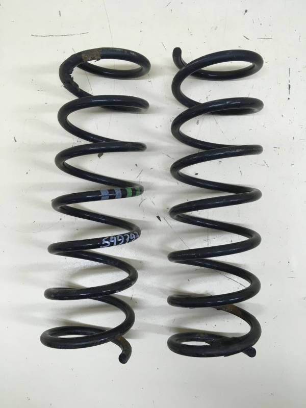 Пружина задняя Ford Focus 2 (DB) 2008-2011 Пружина задняя Ford Focus 2 (DB) 2008-2011