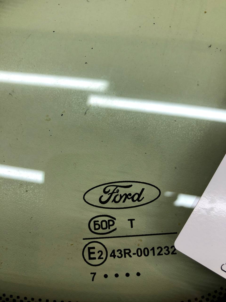 Стекло кузовное глухое правое Ford Focus 2 (DA) 2005-2008