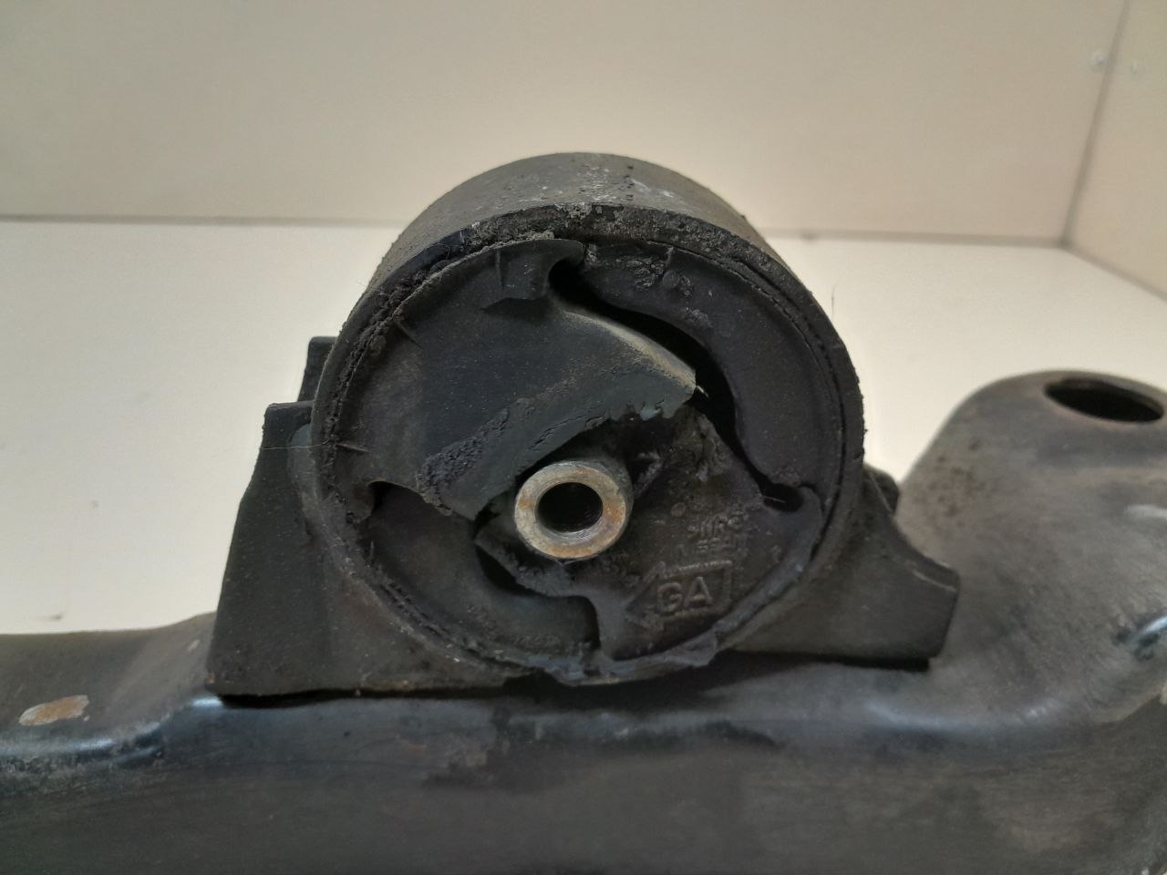 Балка передняя продольная Nissan Almera (N16) 2000-2006