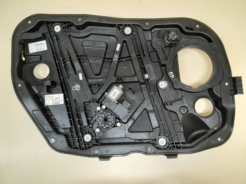 Стеклоподъемник электр. передний левый Kia Xceed 2019-2023