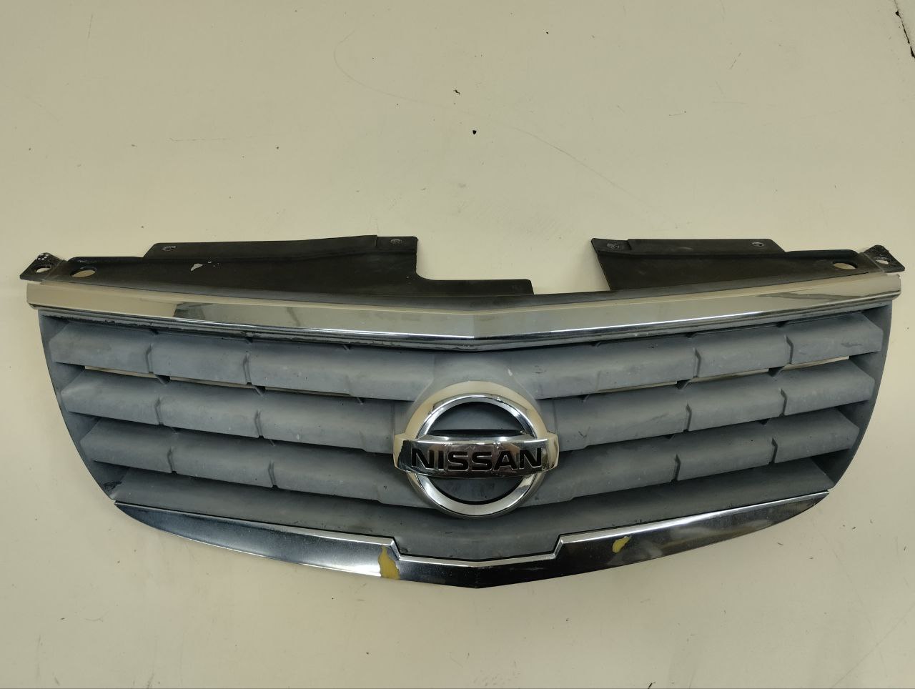 Решетка радиатора Nissan Almera Classic (B10) 2006-2013 Решетка радиатора Nissan Almera Classic (B10) 2006-2013