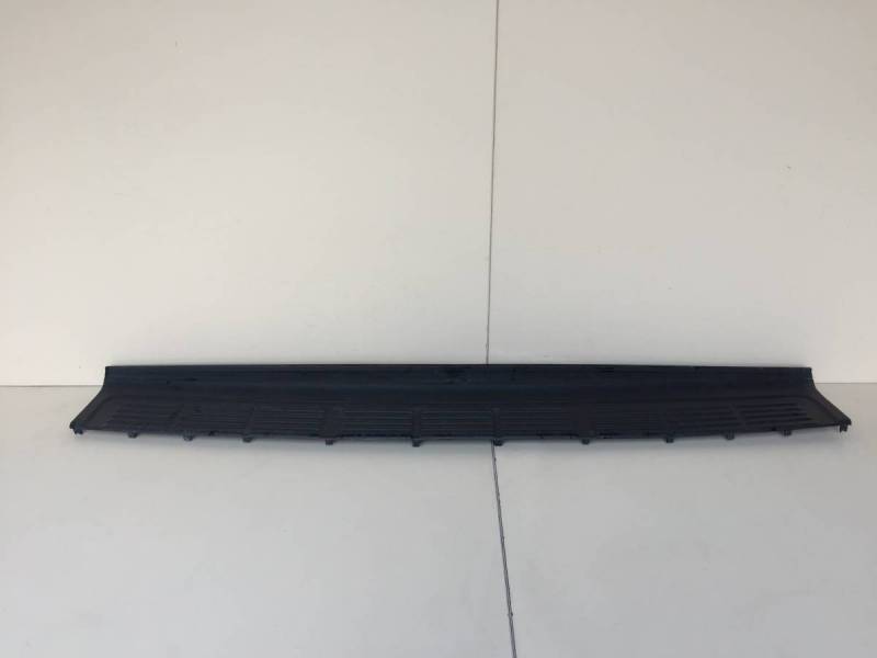 Накладка заднего бампера Toyota Land Cruiser (J200) 2007-2015