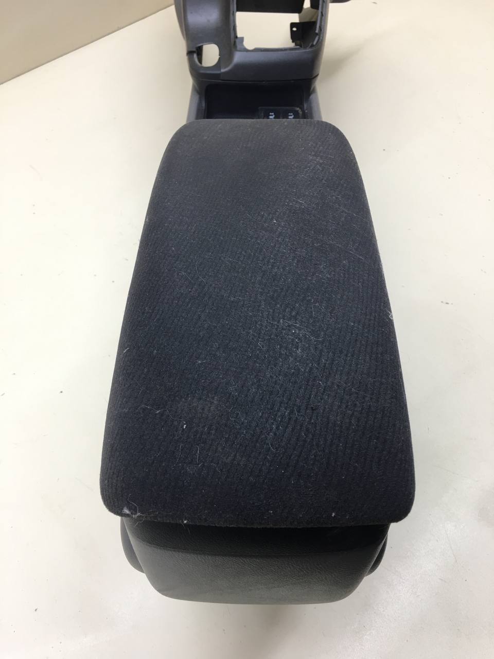 Консоль центральная Honda Civic 4D 2006-2012 Консоль центральная Honda Civic 4D 2006-2012