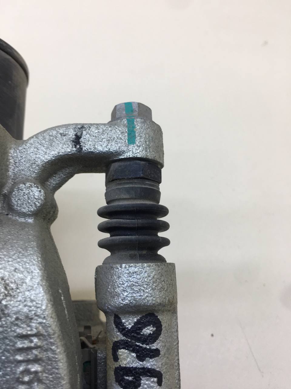 Суппорт задний правый EXEED RX 2022>