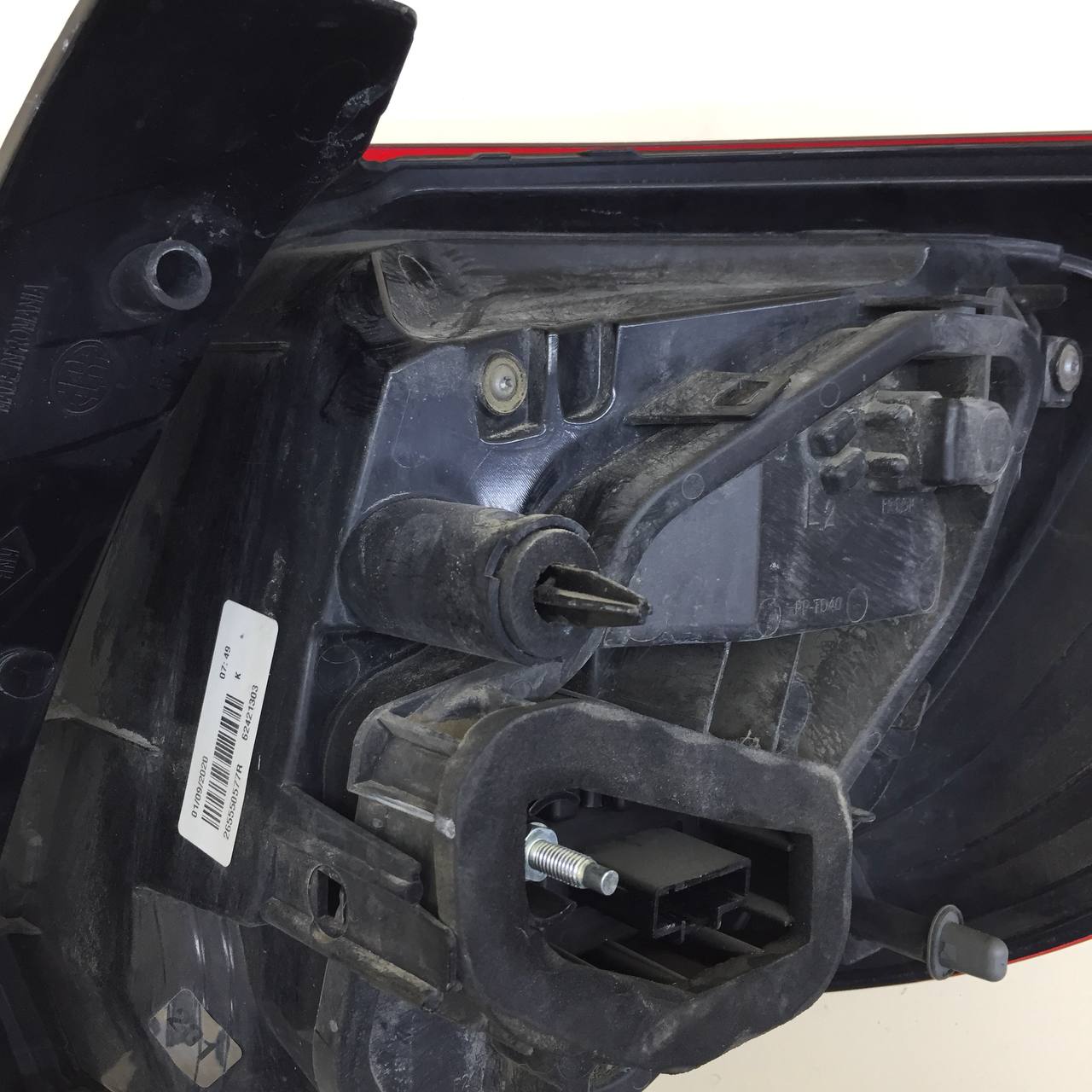 Фонарь задний левый Renault Sandero Stepway (5S) 2014-2022 Фонарь задний левый Renault Sandero Stepway (5S) 2014-2022