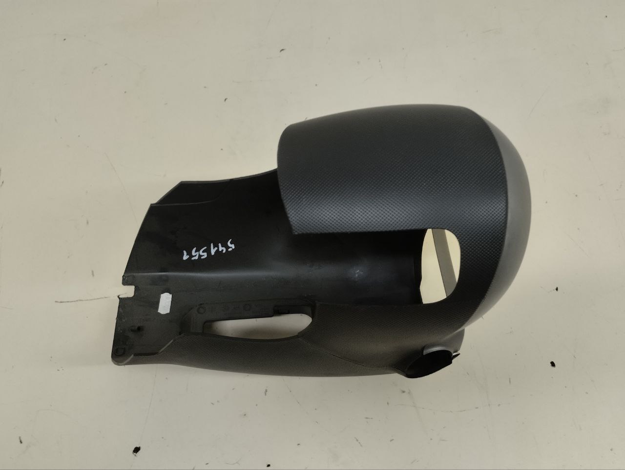 Кожух рулевой колонки Peugeot 107 2006-2014 Кожух рулевой колонки Peugeot 107 2006-2014