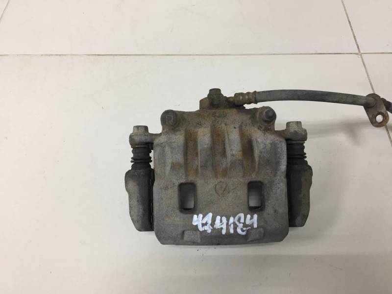 Суппорт передний правый Subaru Impreza (G12) 2007-2012