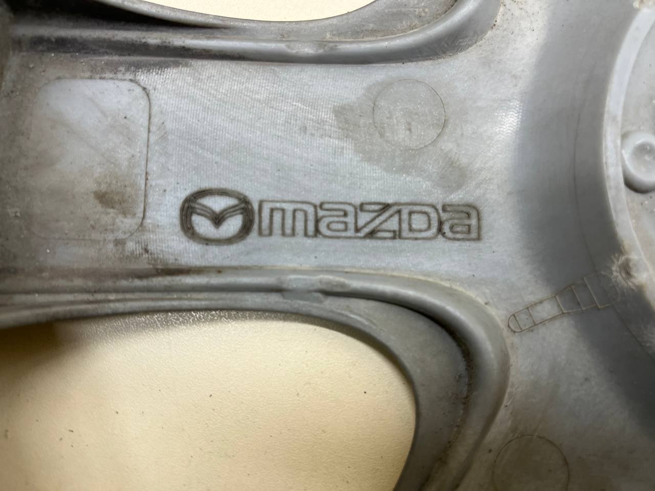 Колпак декоративный Mazda Mazda 6 (GG) 2002-2007