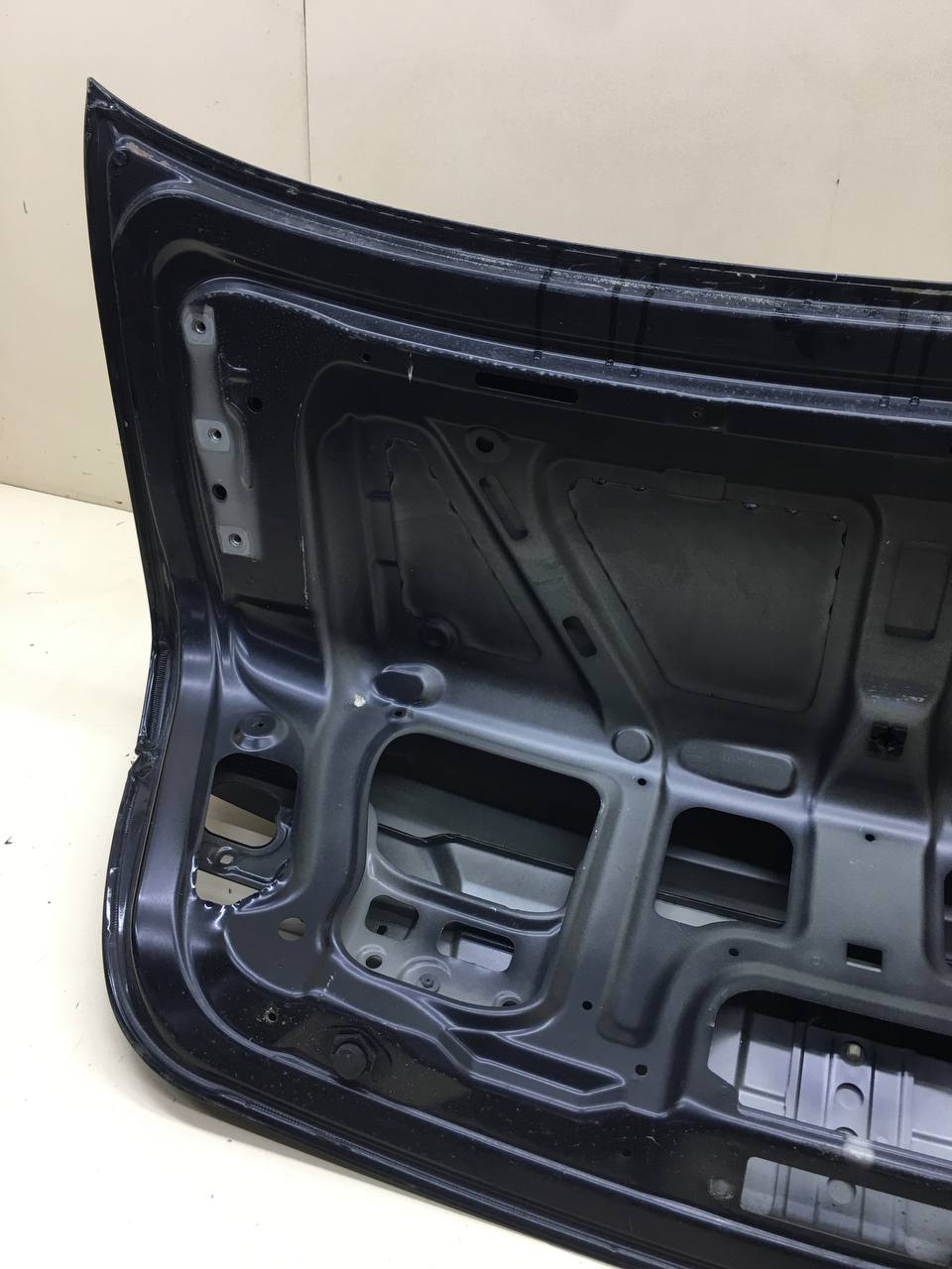 Крышка багажника BMW 7-Series F01,F02  2008-2015