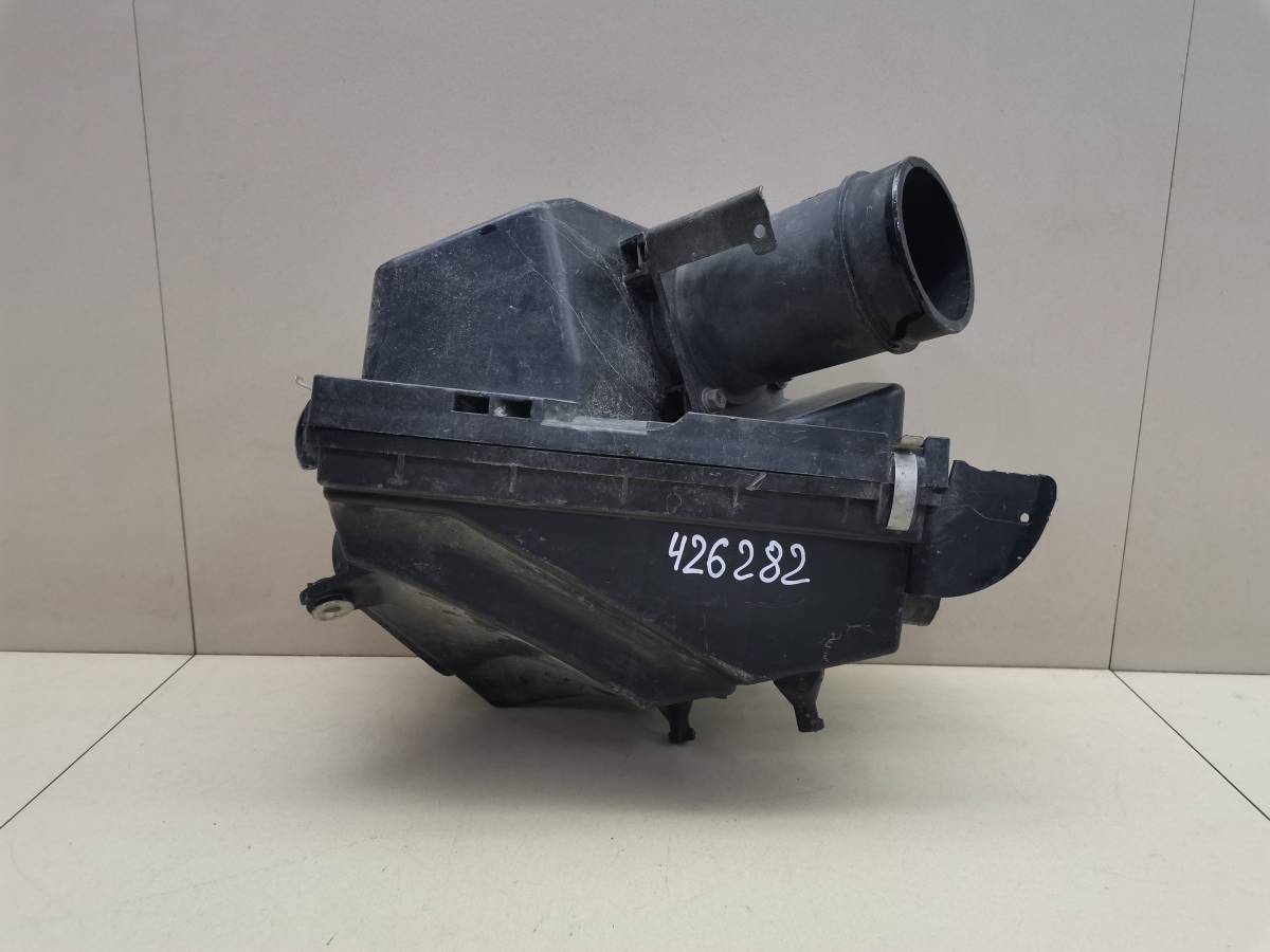 Корпус воздушного фильтра Nissan Almera (N15) 1995-2000 Корпус воздушного фильтра Nissan Almera (N15) 1995-2000
