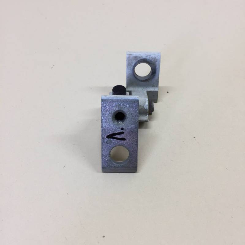 Петля двери Volkswagen Polo (MK5) 2011-2020 Петля двери Volkswagen Polo (MK5) 2011-2020