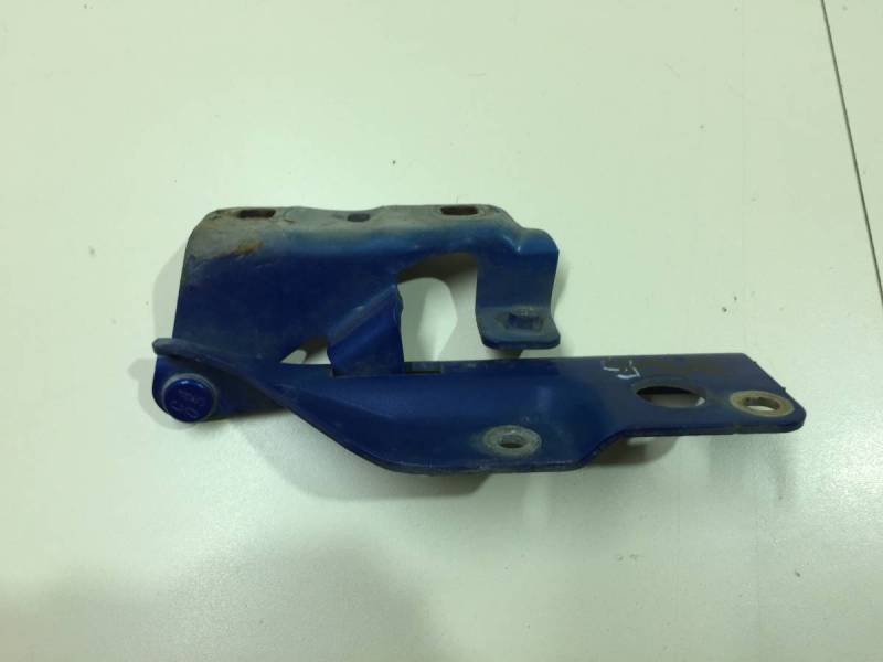 Петля капота правая Nissan Almera Classic (B10) 2006-2013